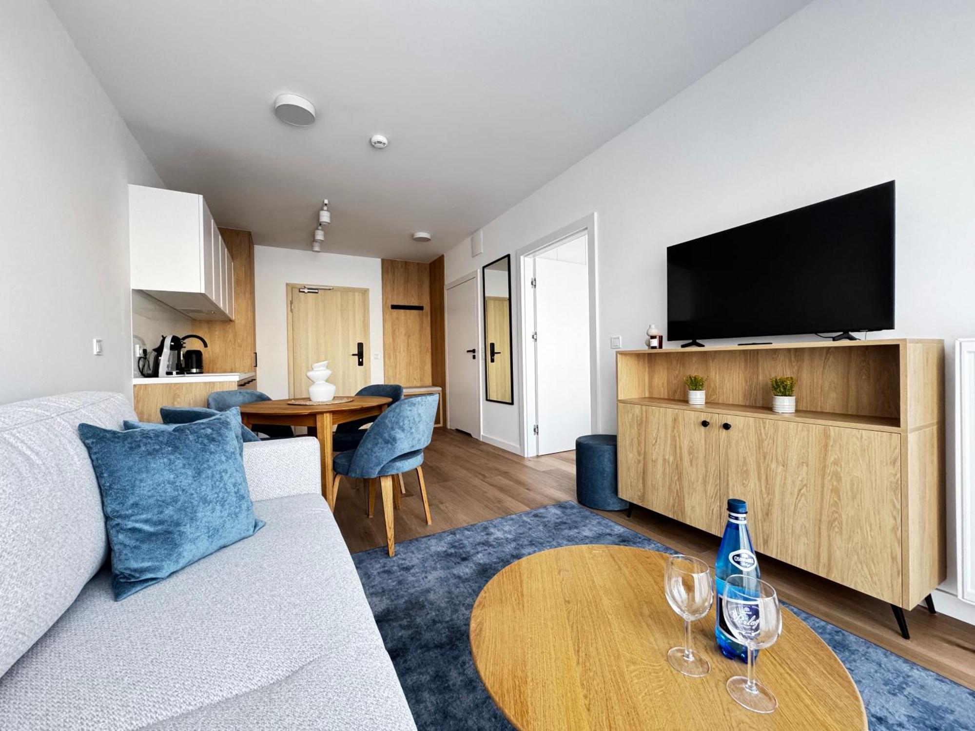 Aparthotel Anchoria Holiday Honest-Serwis Mechelinki Exterior foto