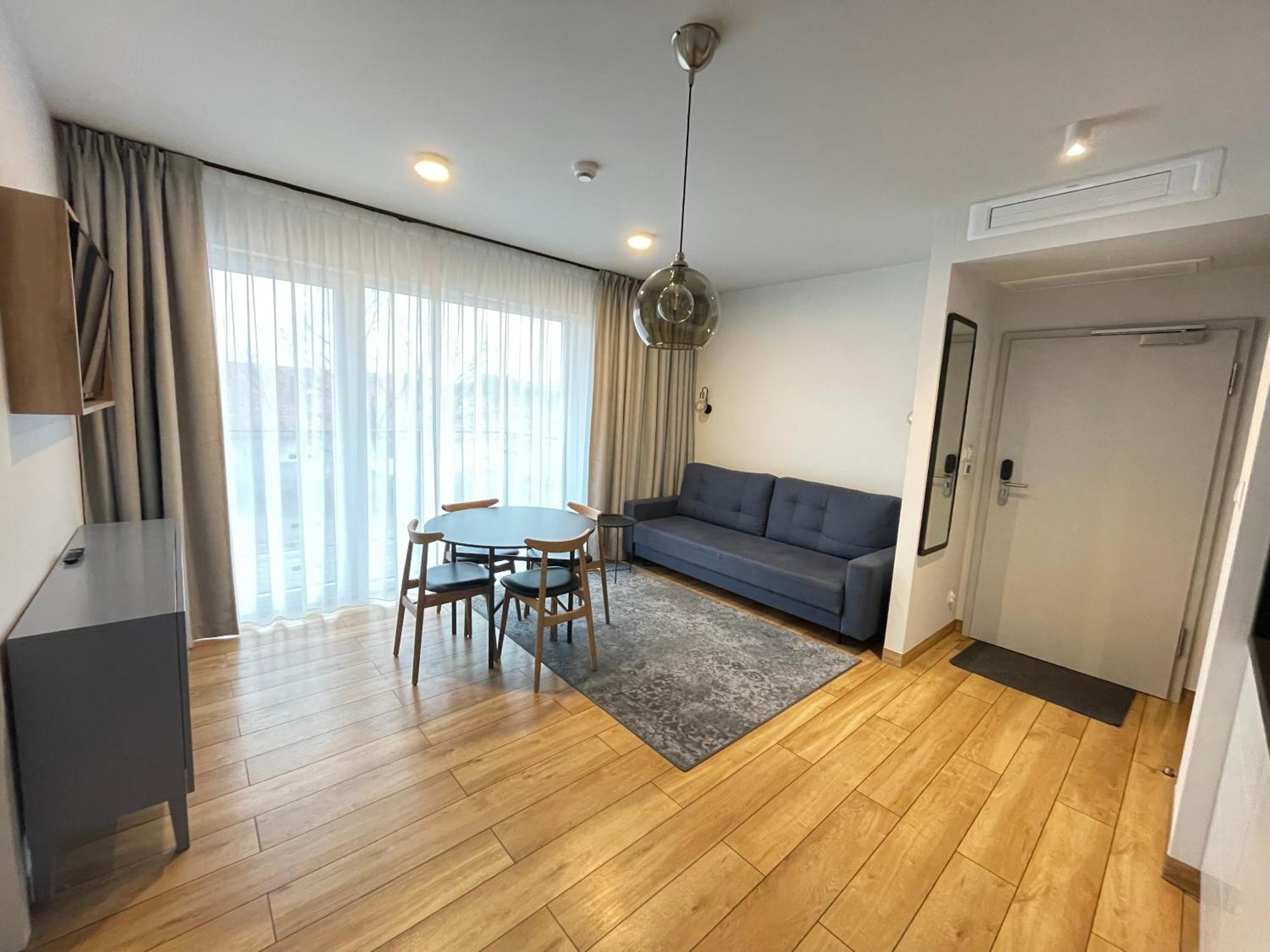 Aparthotel Anchoria Holiday Honest-Serwis Mechelinki Exterior foto