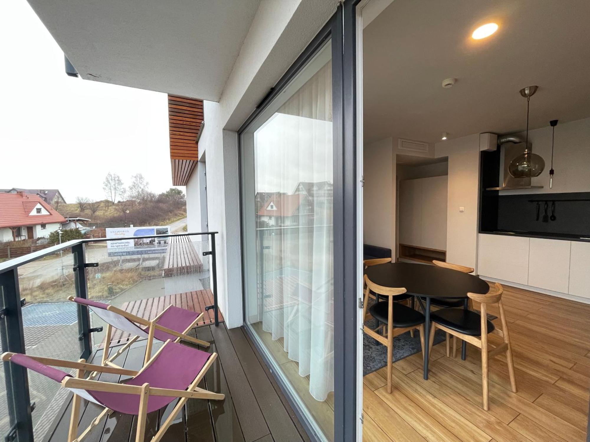 Aparthotel Anchoria Holiday Honest-Serwis Mechelinki Exterior foto